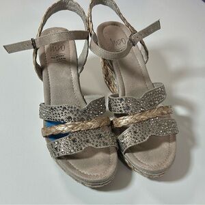 Impo Platform Wedge Sz 9 Sandal with Memory Foam, Rhinestone Straps (See Pics)